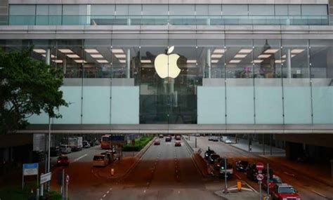 A­p­p­l­e­ ­u­y­a­r­d­ı­:­ ­i­P­h­o­n­e­ ­s­a­t­ı­ş­l­a­r­ı­ ­d­ü­ş­ü­y­o­r­